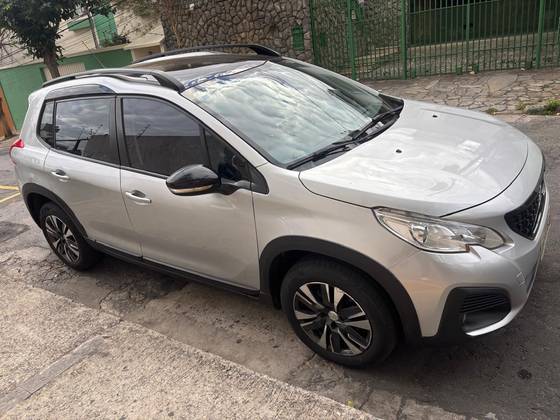 PEUGEOT 2008 1.6 16V FLEX GRIFFE 4P AUTOMÁTICO PEUGEOT 2008 1.6 16V FLEX GRIFFE 4P AUTOMÁTICO